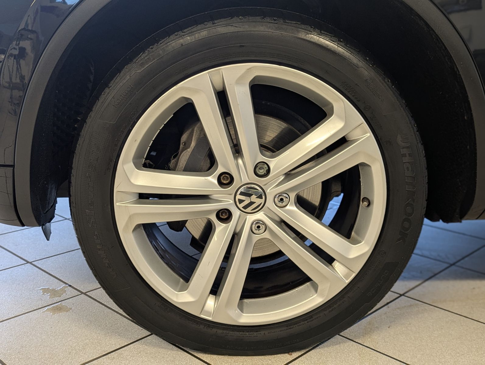 VW Touareg V6 3.0TDI Luft Leder AHK ACC Cam 20" - Image 10