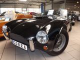 Cobra BRA-Werksbau V8 mit historischer Rennwagen-Optik - Cobra: Roadster