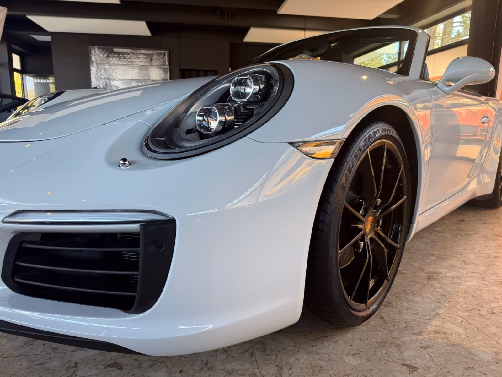 PORSCHE 911 - 991 - CARRERA CABRIOLET