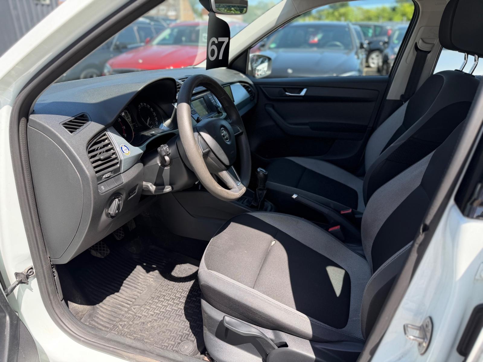 Skoda Fabia 2015 — photo 14