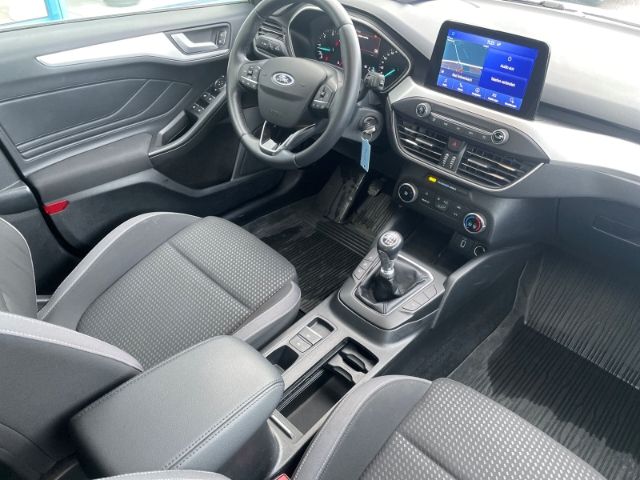 Fahrzeugabbildung Ford Focus 1.5 EcoBlue Cool & Connect Navi, Rückfahrk