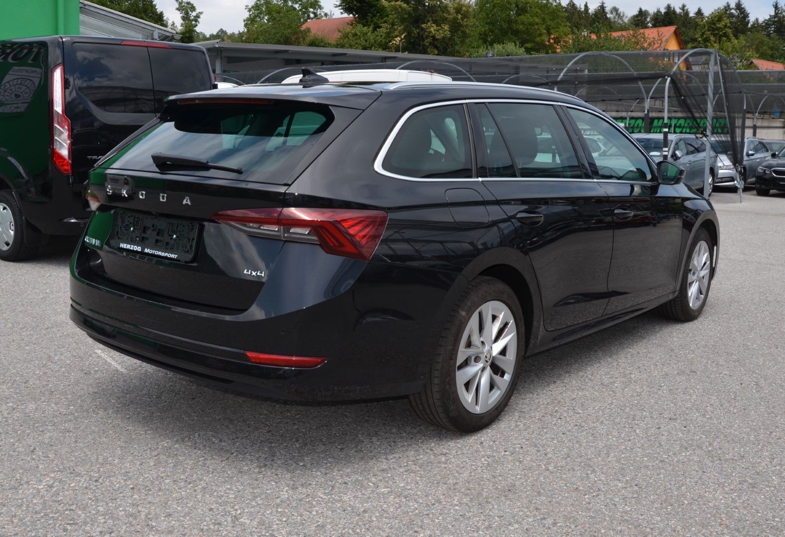 Skoda Octavia 2,0TDI 4x4 Style DSG LED VIRT EXP:14.950 imagem 3