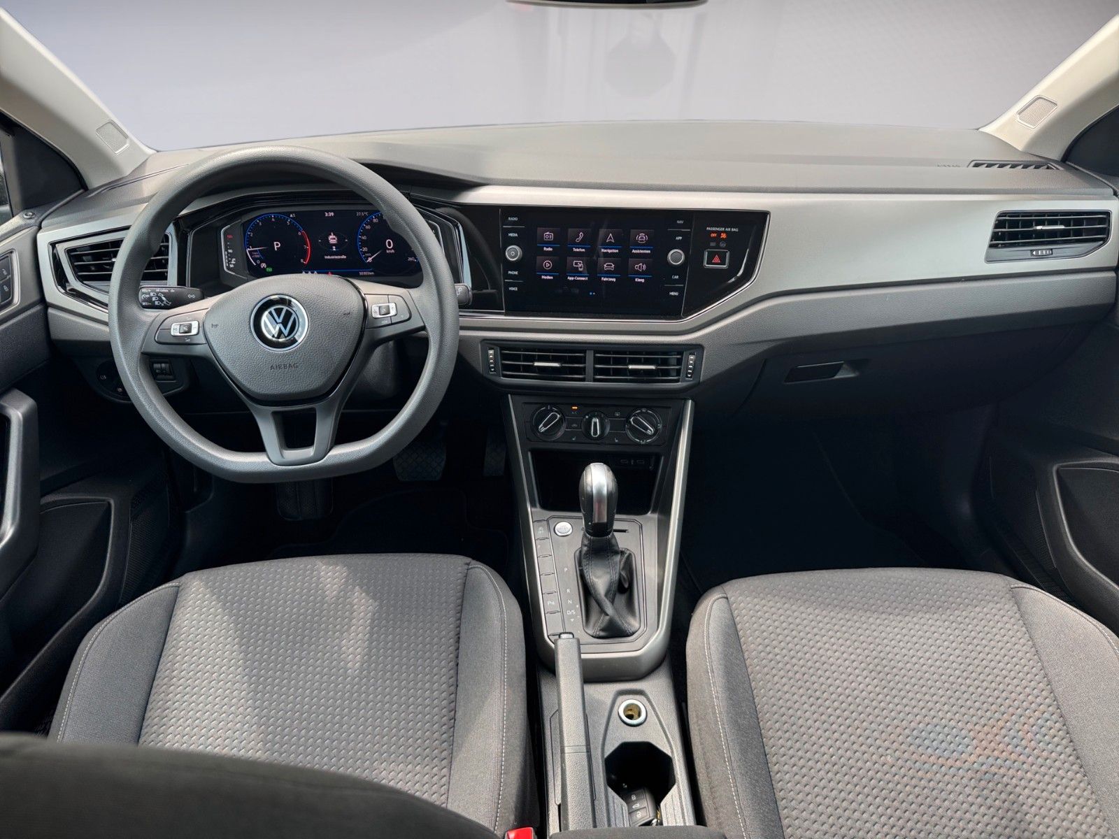 Fahrzeugabbildung Volkswagen Polo VI Comfortline 1.0TSI