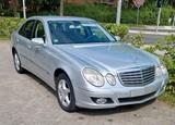 Mercedes-Benz Mercedes E320 CDI W211  gepflegt, zuverlä... - Mercedes-Benz E 320 in Hannover