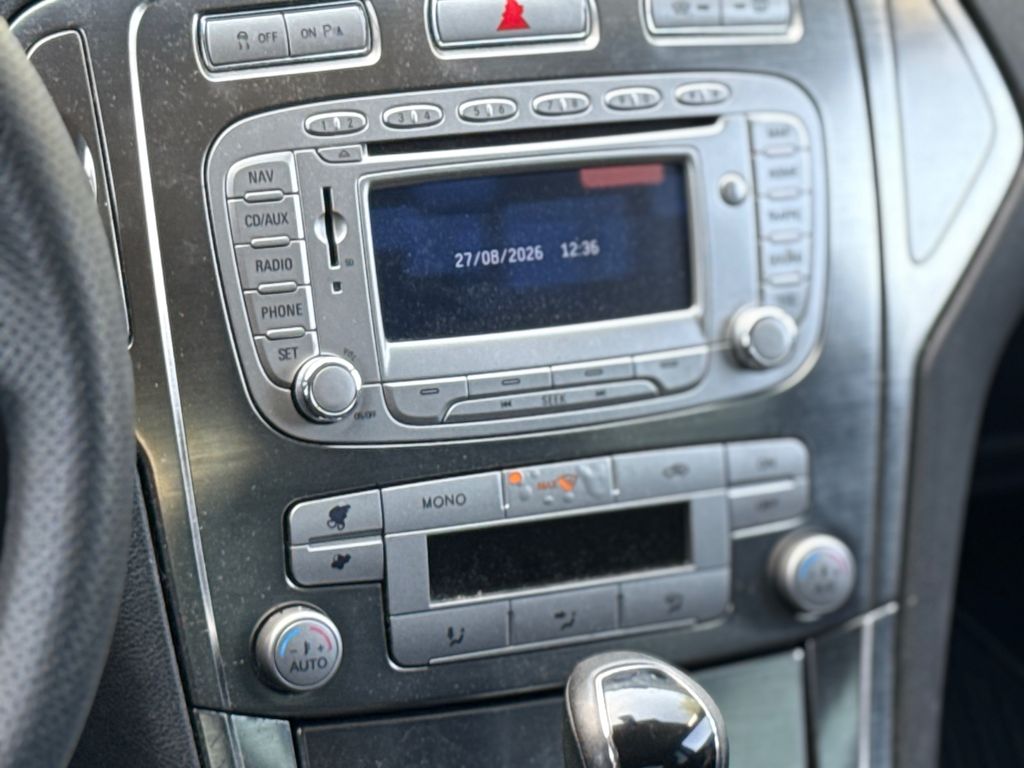 FORD Mondeo – Bild 11 von 21