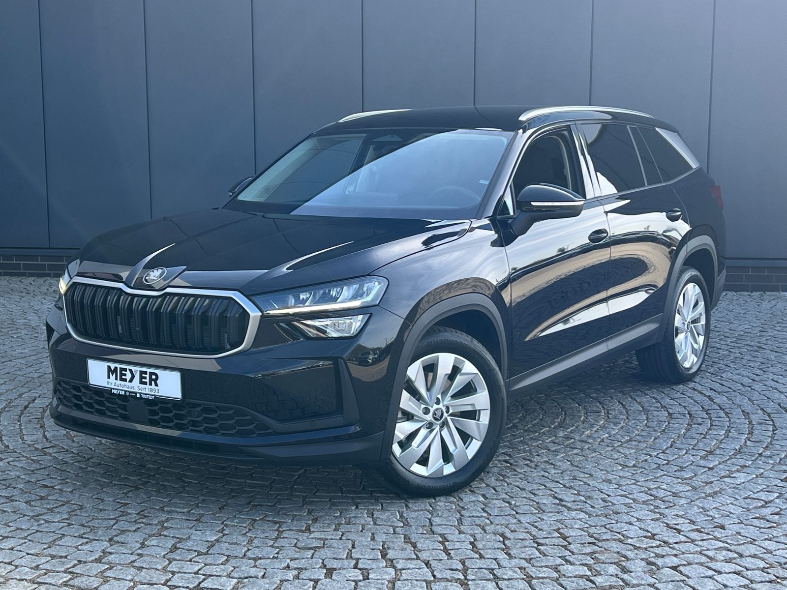 Fahrzeugabbildung SKODA Kodiaq Selection 2.0 TDI DSG 4x4 *AHK, 7-Sitzer,