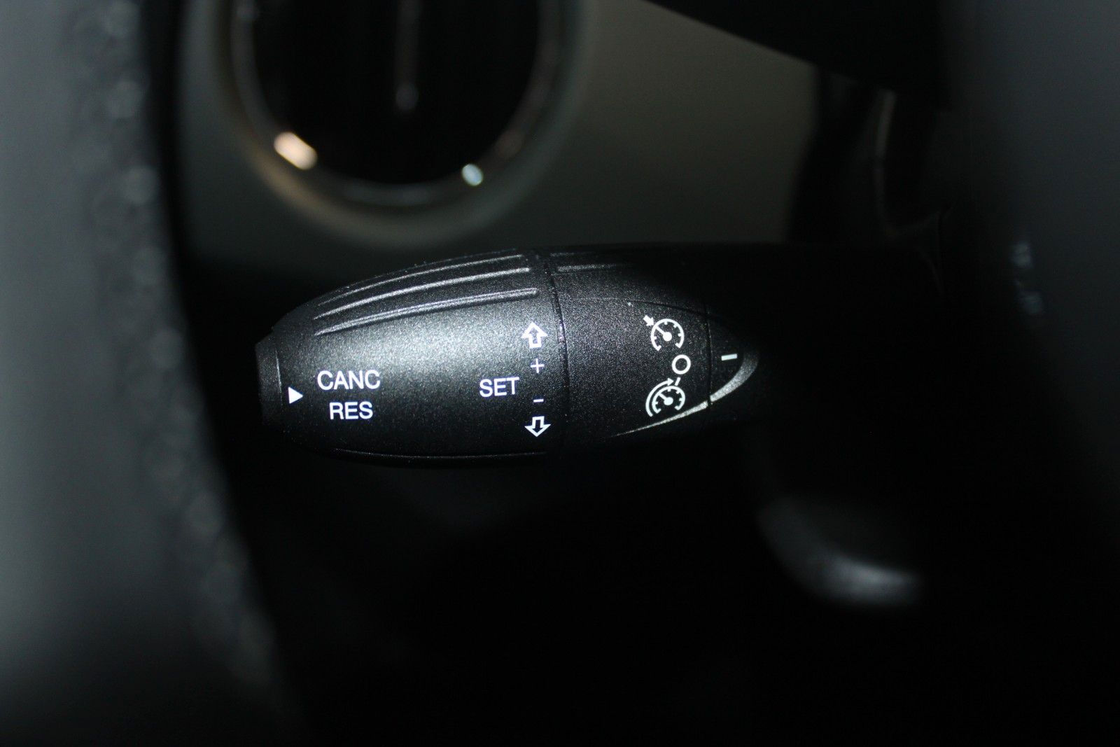 Fahrzeugabbildung Fiat 500C CABRIO Hybrid DOLCEVITA DAB PDC APP LINK