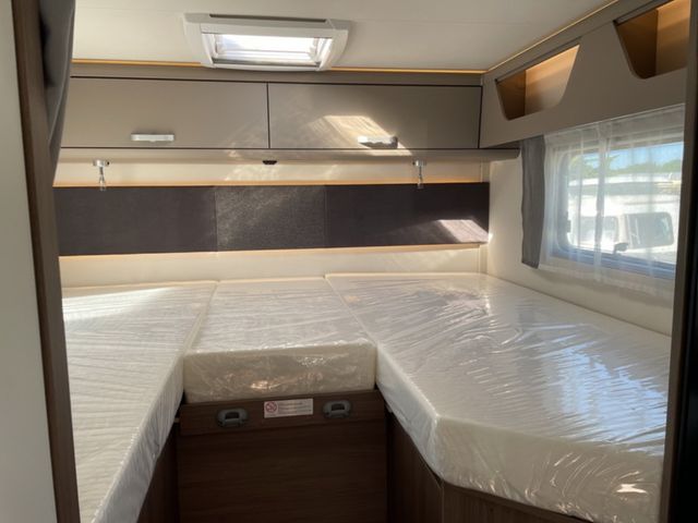 Carado T 328 PRO+ KLIMA NAVI TV