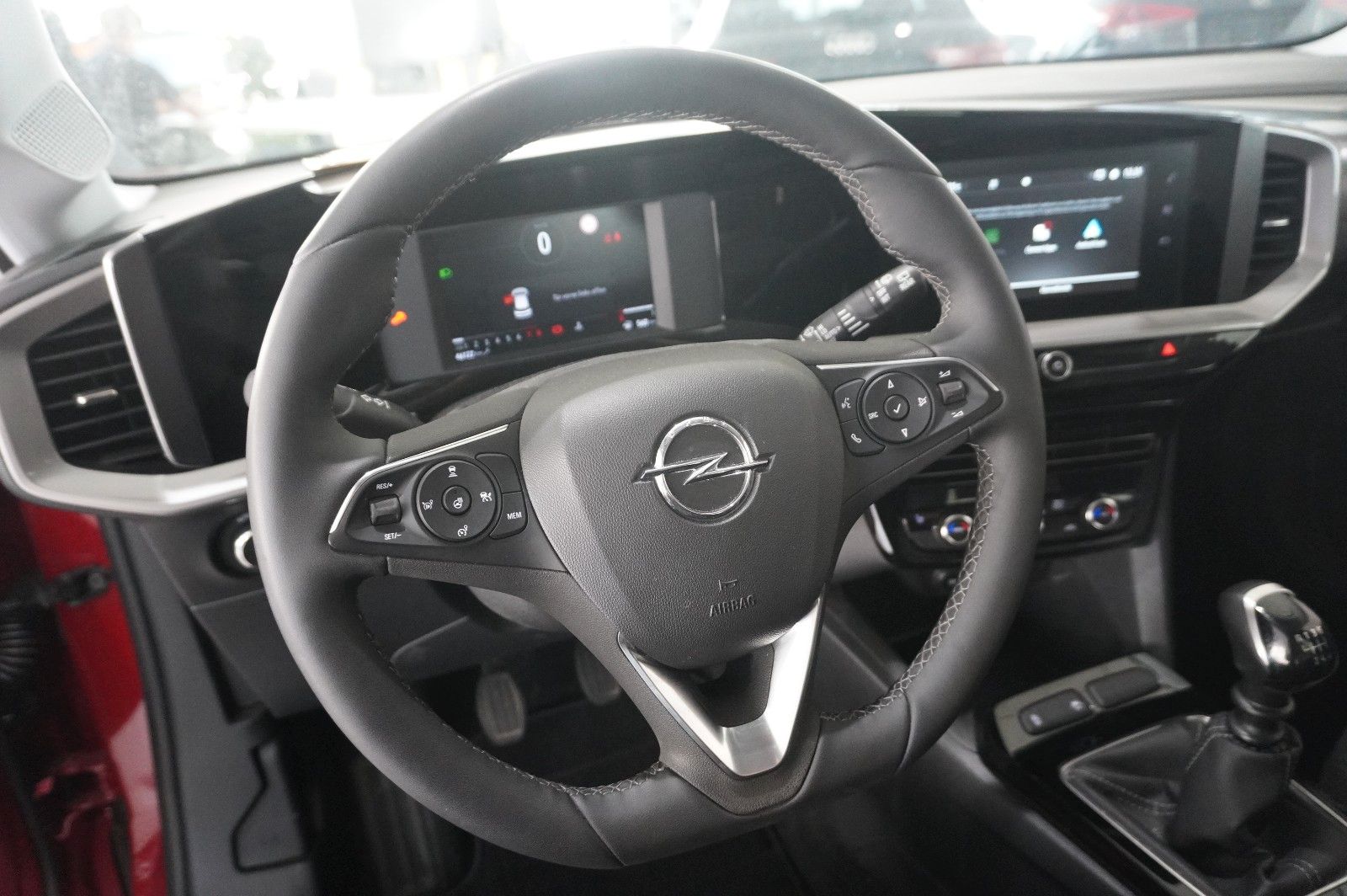 Fahrzeugabbildung Opel Mokka ELEGANCE 1.2T NAVI/LED/KAMERA/SPORT/SH/DAB