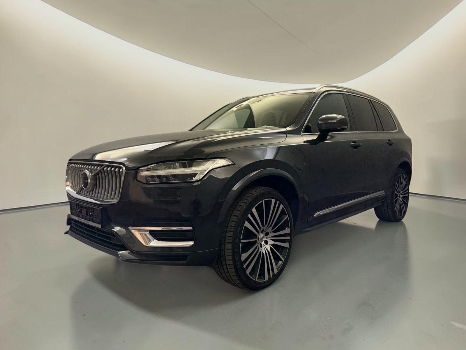 Volvo XC 90 T8 Inscription*AWD*AHK*PANO*360*XENIUM*22Z