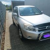 Toyota Pkw suv Toyota RAV4 silber TÜV neu - Toyota RAV 4 Gebrauchtwagen in Mönchengladbach