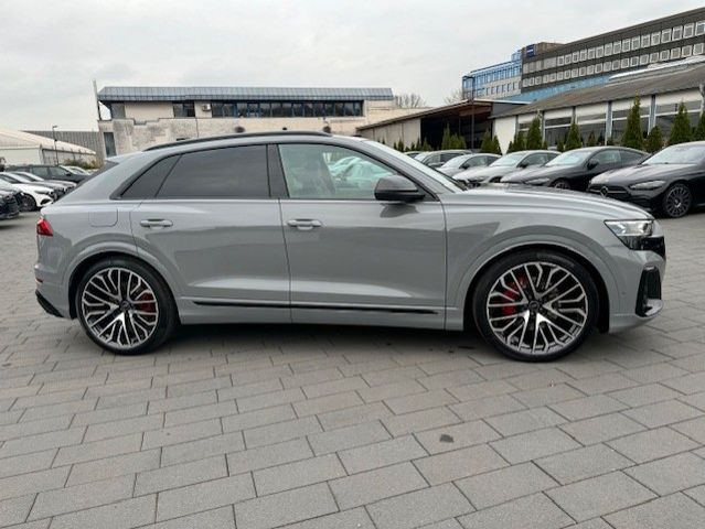 Audi Q8 50 TDI quattro-MY-25-Carbon-VOLLL