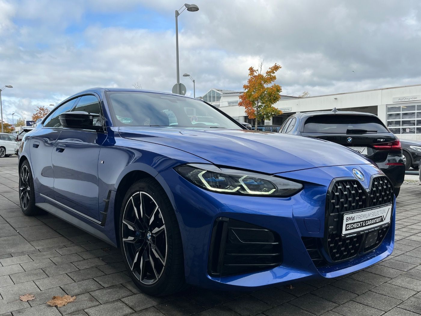 Fahrzeugabbildung BMW M440i xDrive Gran Coupé HUD/ACC 2 JAHRE GARANTIE