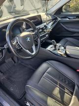 BMW 540i xDrive A - - BMW 540 mit Panoramadach