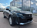Peugeot 5008 ALU/NAVI/LED/7-SITZE/AHK/Zahnriemen neu! - gebrauchte Peugeot 5008 aus dem Jahr 2023