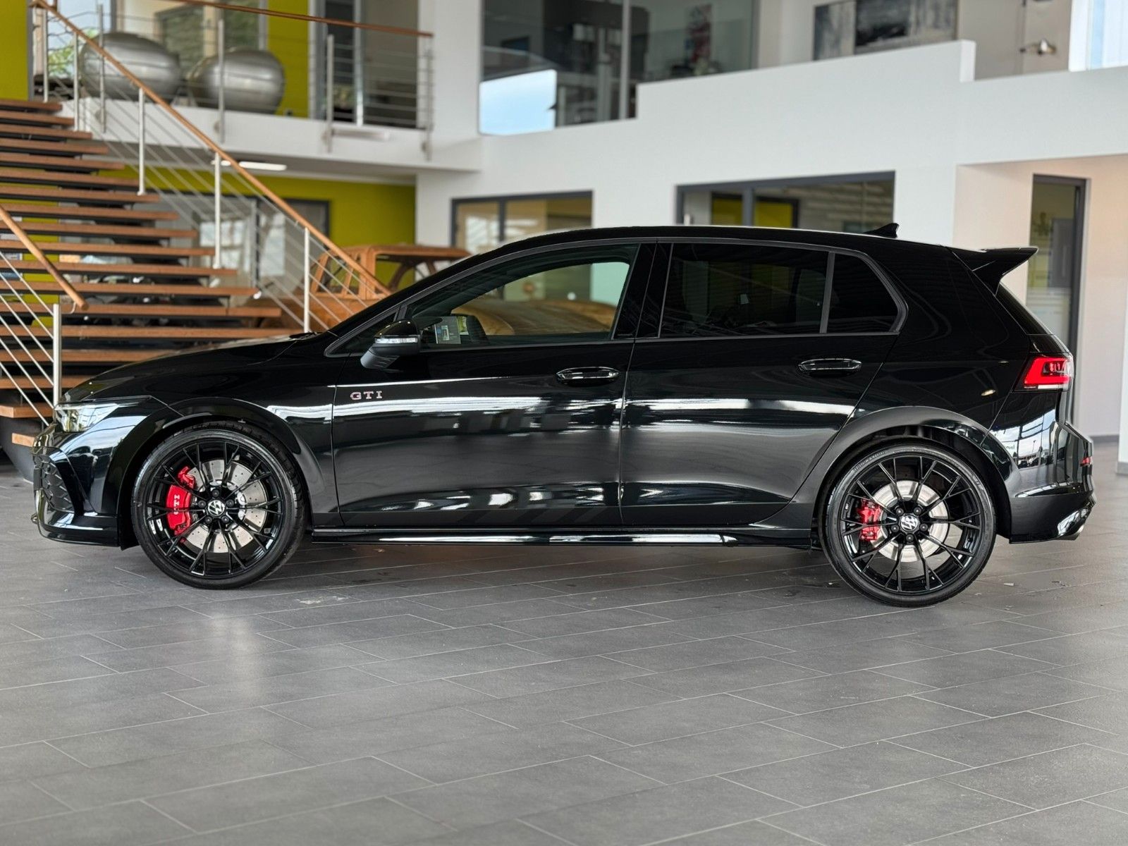 Volkswagen Golf VIII Lim 2.0 TSI GTI Clubsport*HUD*Ambiente foto 2