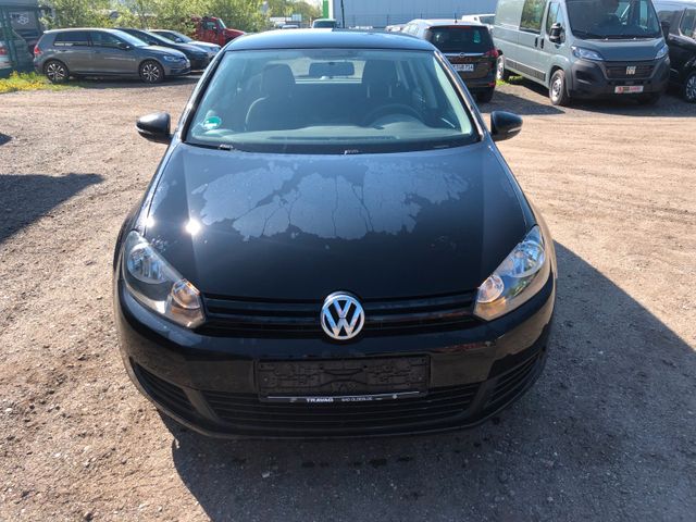 Volkswagen Golf VI Trendline leichter Blechschaden