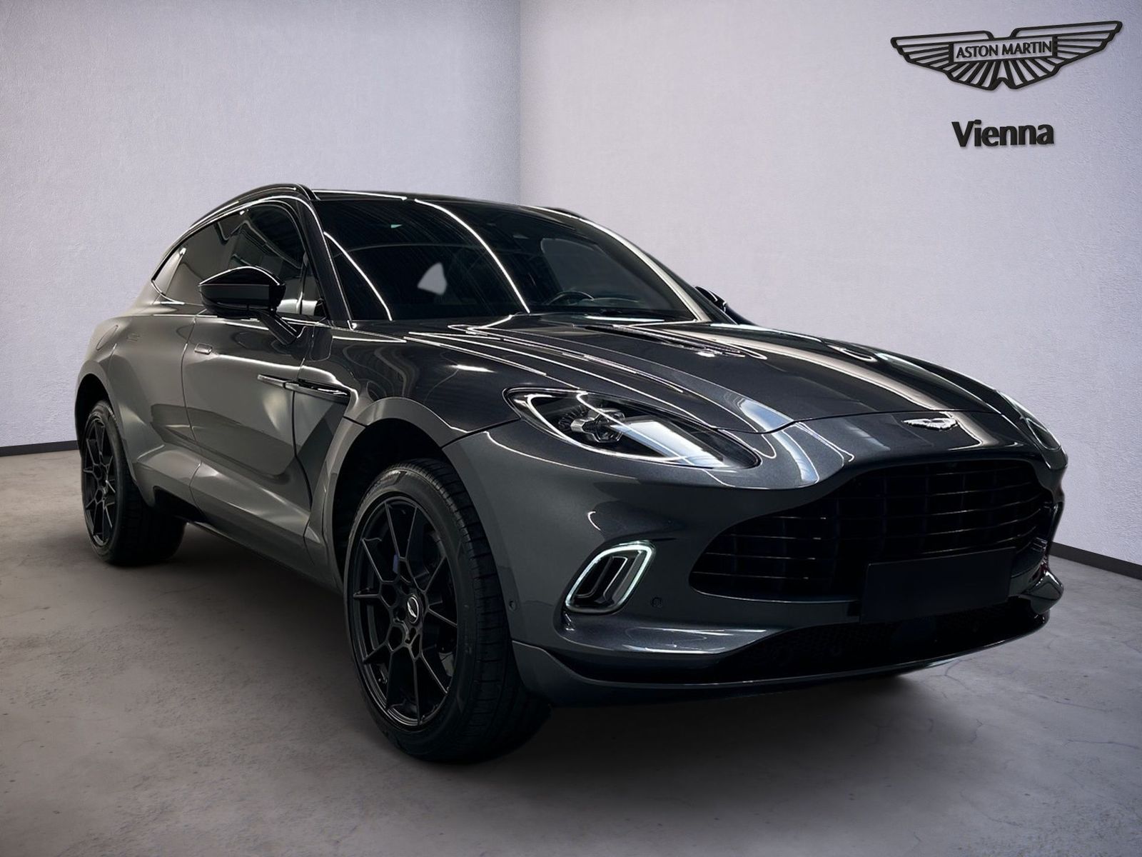 Aston Martin DBX 550 / Xenon Grey / Ö-Erstbesitz / imagem 2