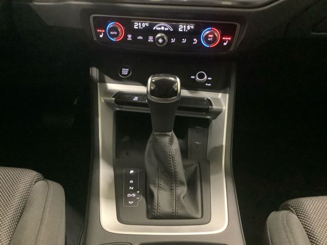 Q3 advanced 35 TFSI S tronic,Navi,LED,PDC plus