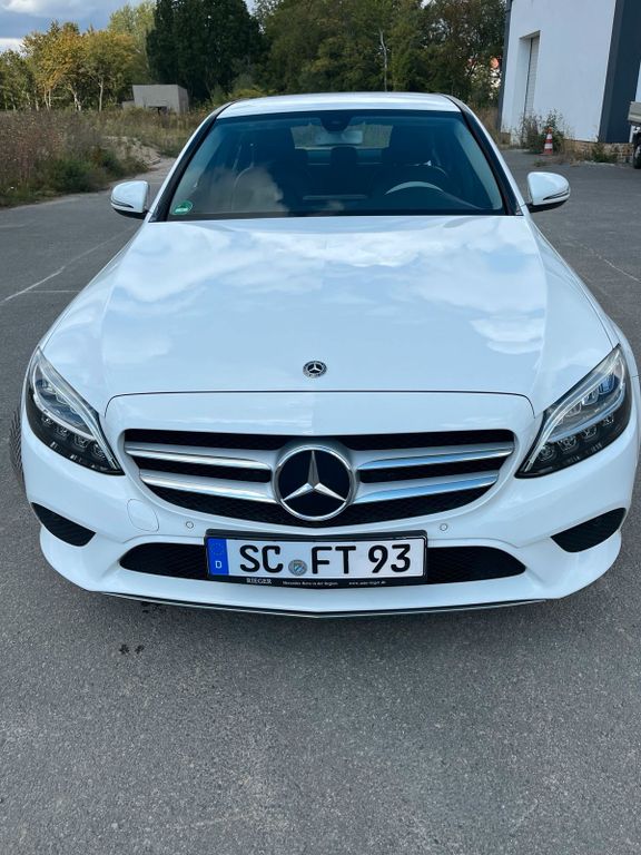Image of Mercedes-Benz 220