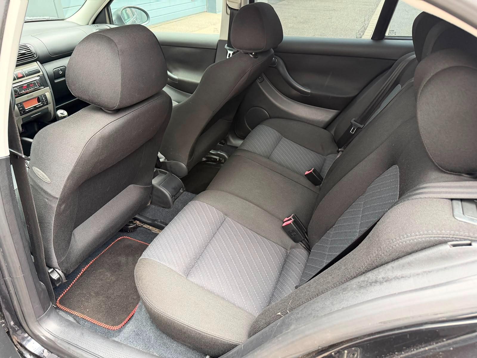 SEAT LEON - 1.9 TDI 110 CV - PACK SPORT - BVM