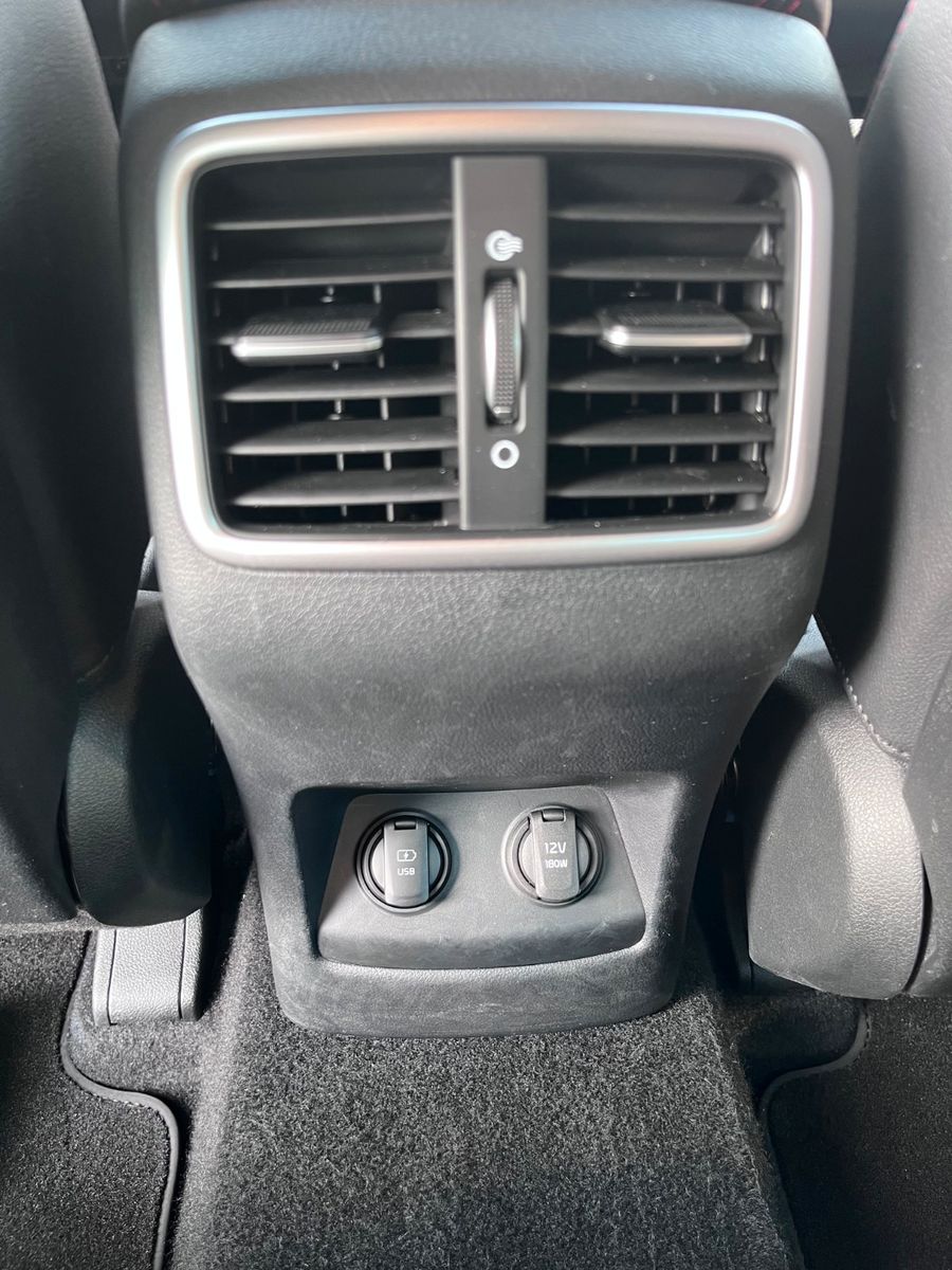 Fahrzeugabbildung Kia Sportage GT-Line 4WD TOP LEDER NAVI uvm.