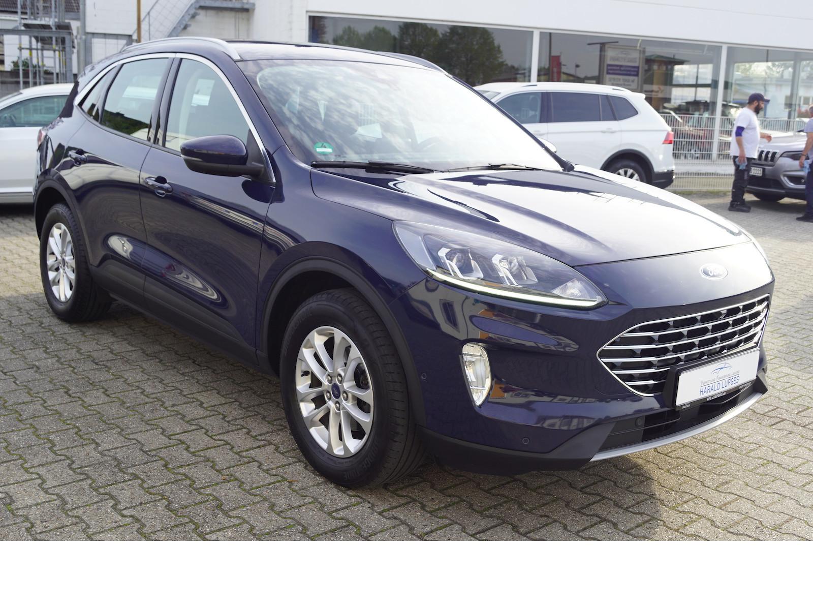 Ford Kuga Titanium, Allrad, Automatik, LED-Scheinnwer