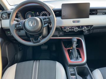 Fotografie des Honda HR-V 1.5 i-MMD Hybrid e-CVT Advance Style