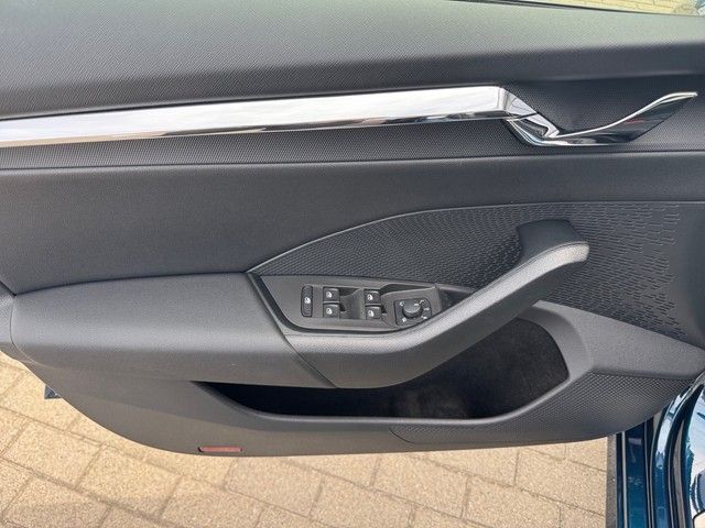 Fahrzeugabbildung SKODA Octavia Combi 1.0e-TEC DSG Style LED+ACC+NAVI+++