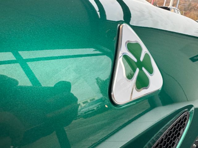 ALFA ROMEO Giulia Quadrifoglio harman/kardon KarbonPaket