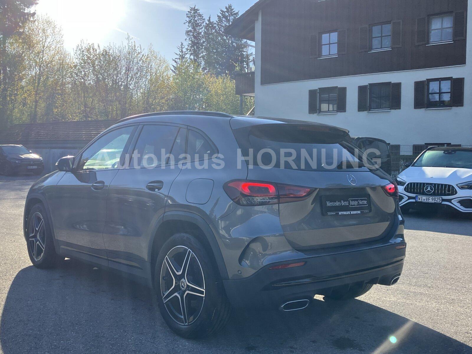Mercedes-Benz GLA 220 d AMG 4x4 360° LED NIGHT 19" STANDH PANO