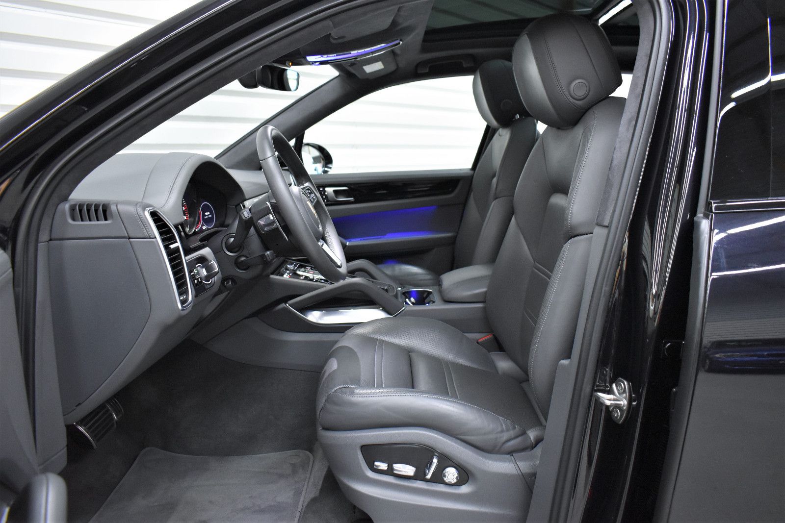 Porsche Cayenne Turbo+Totwinkel+Chrono+Soft-Close+BOSE foto 11