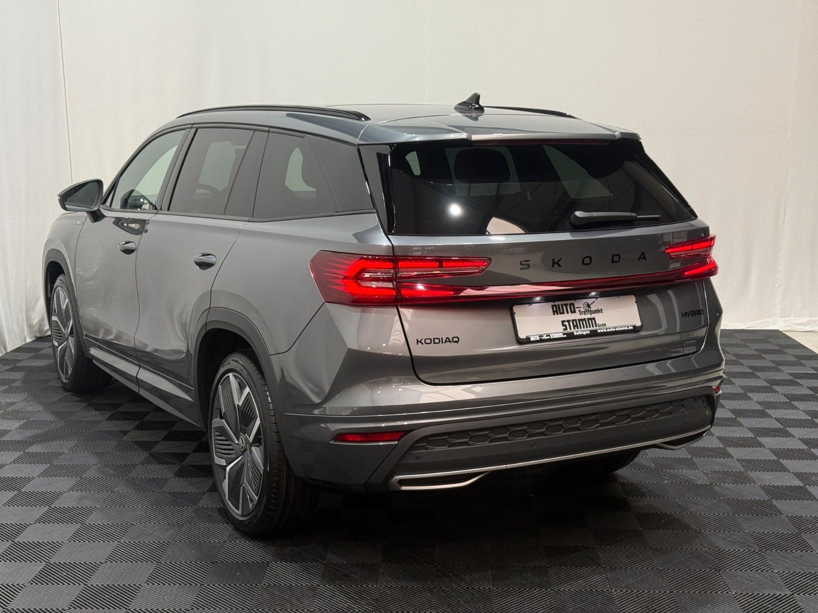 Fahrzeugabbildung SKODA Kodiaq 1.5 TSI DSG Sportline