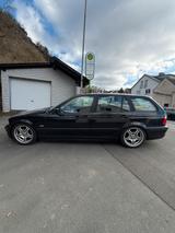 BMW E46 Touring 323i - BMW 323: 323i E46