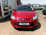 Ford Focus Lim. Trend, Klimaautom., PDC, Shzg - Ford Focus aus 2011: Limousine