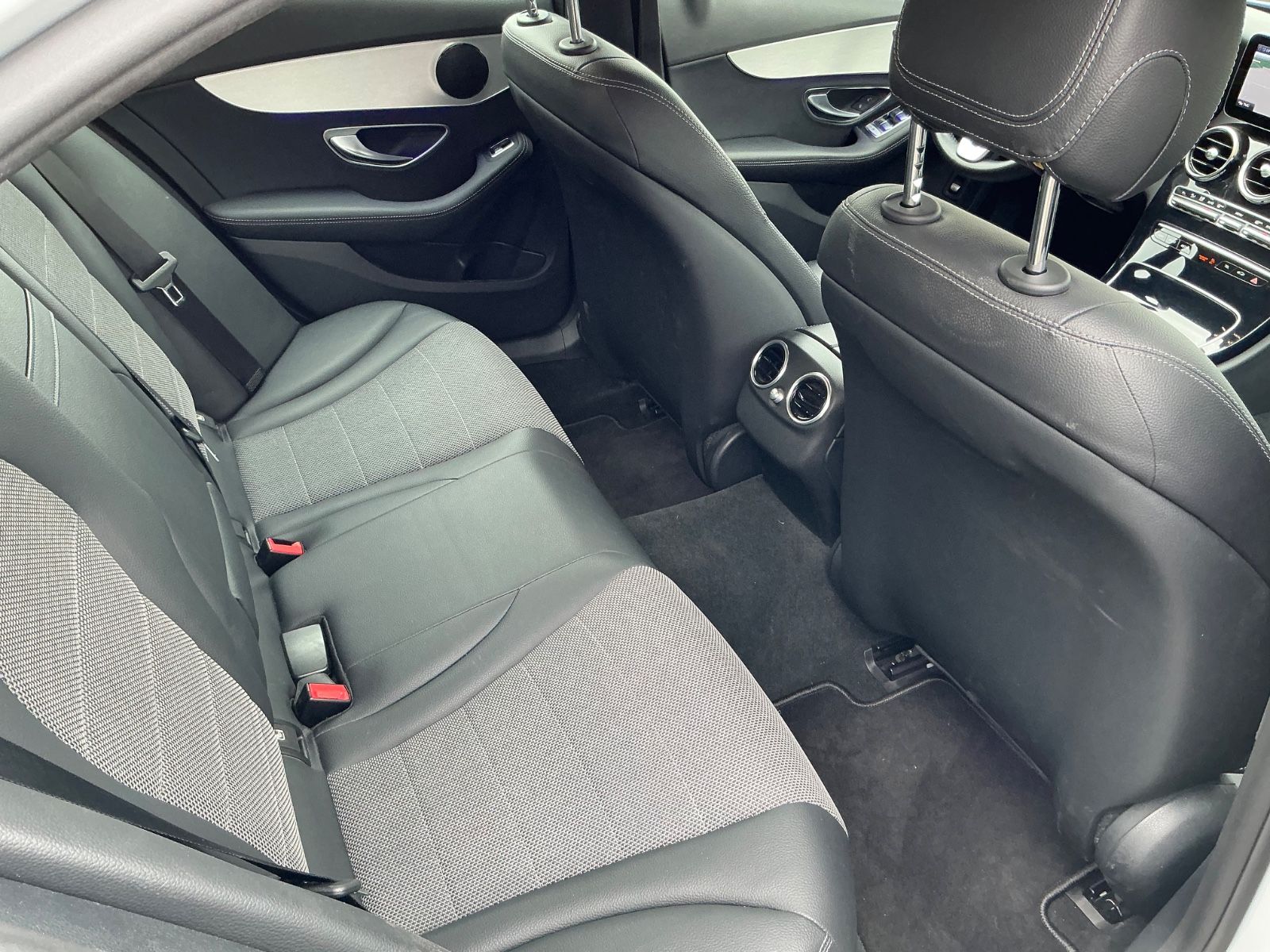Mercedes-Benz C 220 CDI Automatik LED Navi Kamera Ambiente foto 12