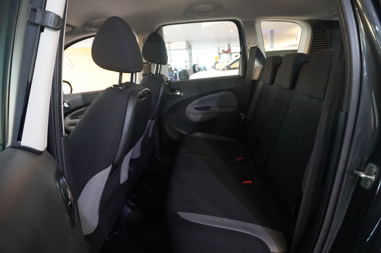 Fahrzeugabbildung Citroën C3 Picasso 1.4 GAS/ BENZIN Exclusive KLIMA/AHK