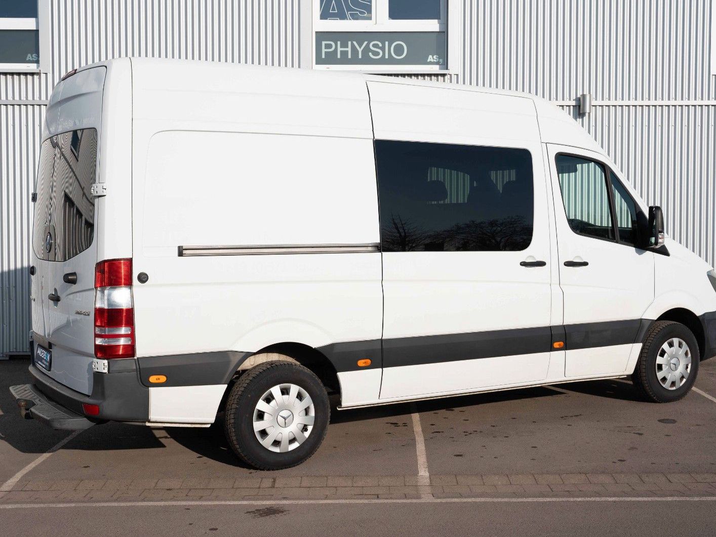 Fahrzeugabbildung Mercedes-Benz SPRINTER II L2H2 KASTEN 216 CDI AHK  KLIMA TEL