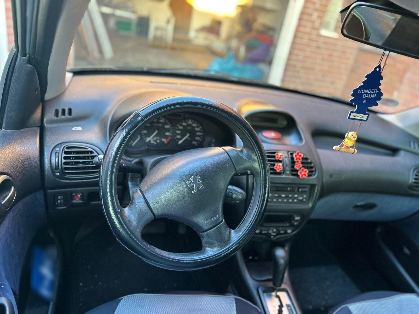 Peugeot 206