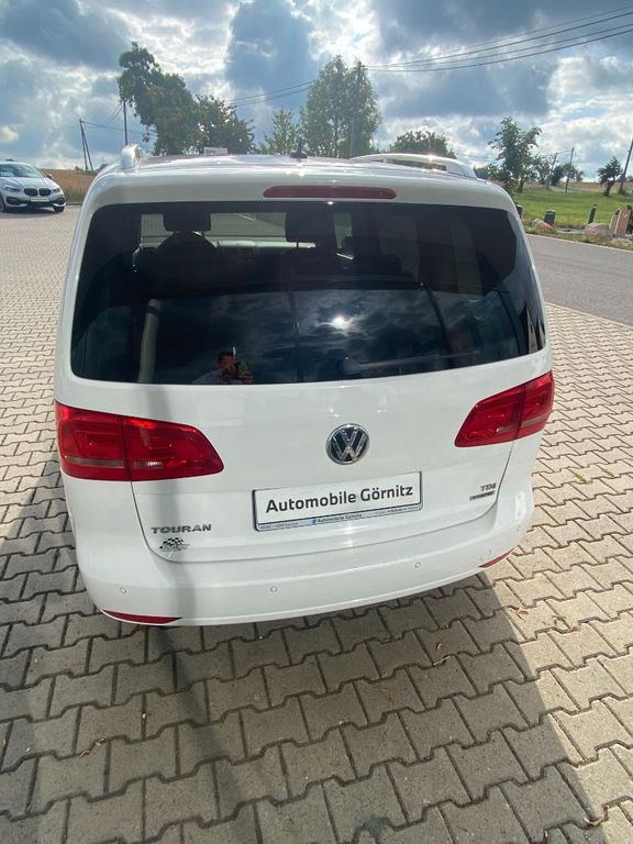 VW Touran 1.6 TDI Life BMT, Bild 3