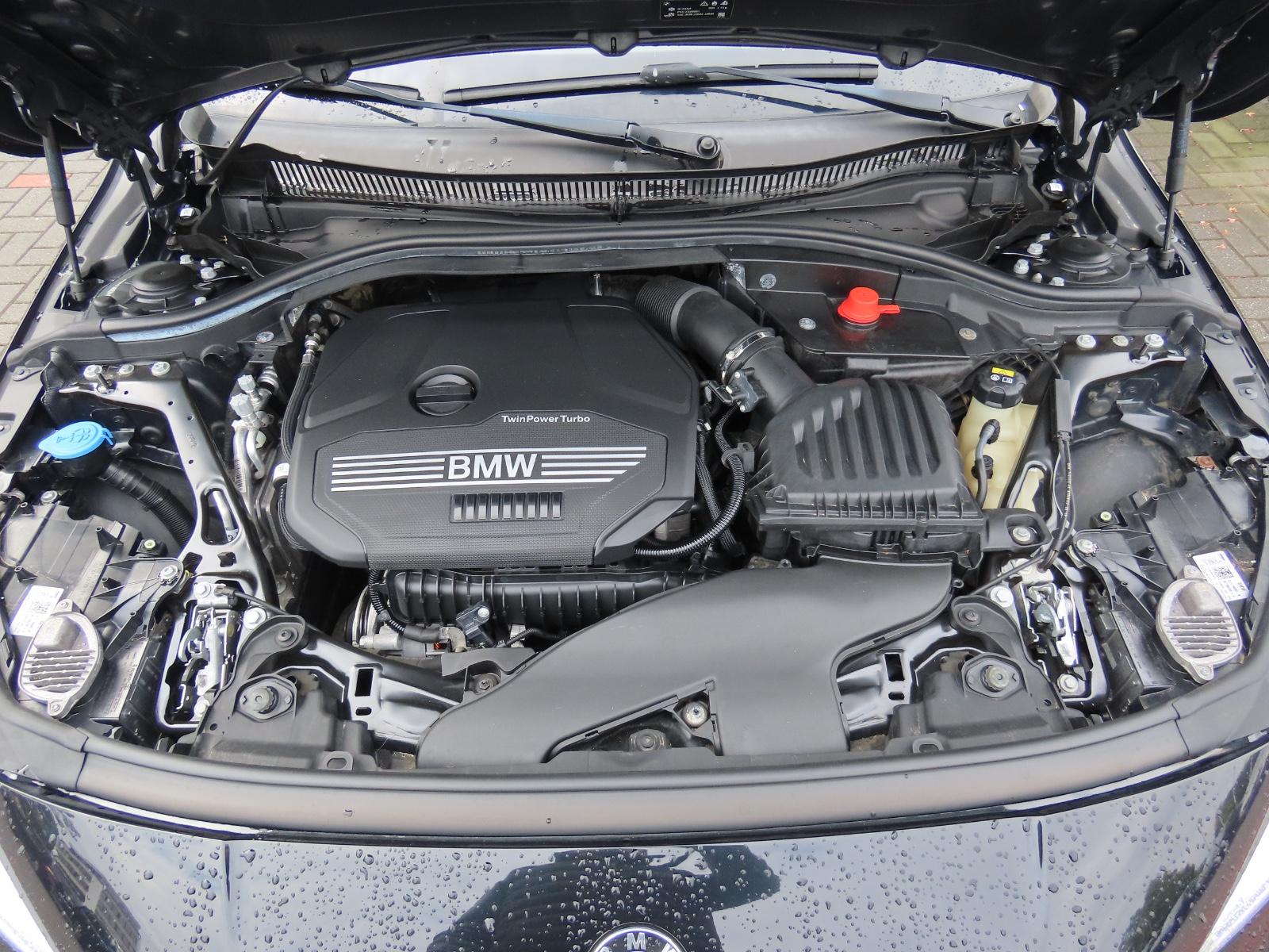 BMW 118i Shadow-Line Leder Klimaauto. Navigation