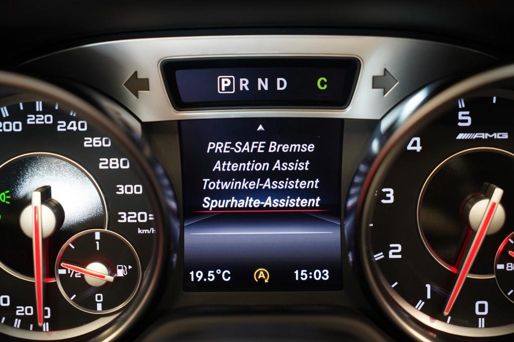 Mercedes-Benz SL 63 AMG