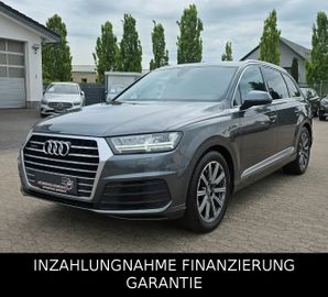 Audi Q7 - 1
