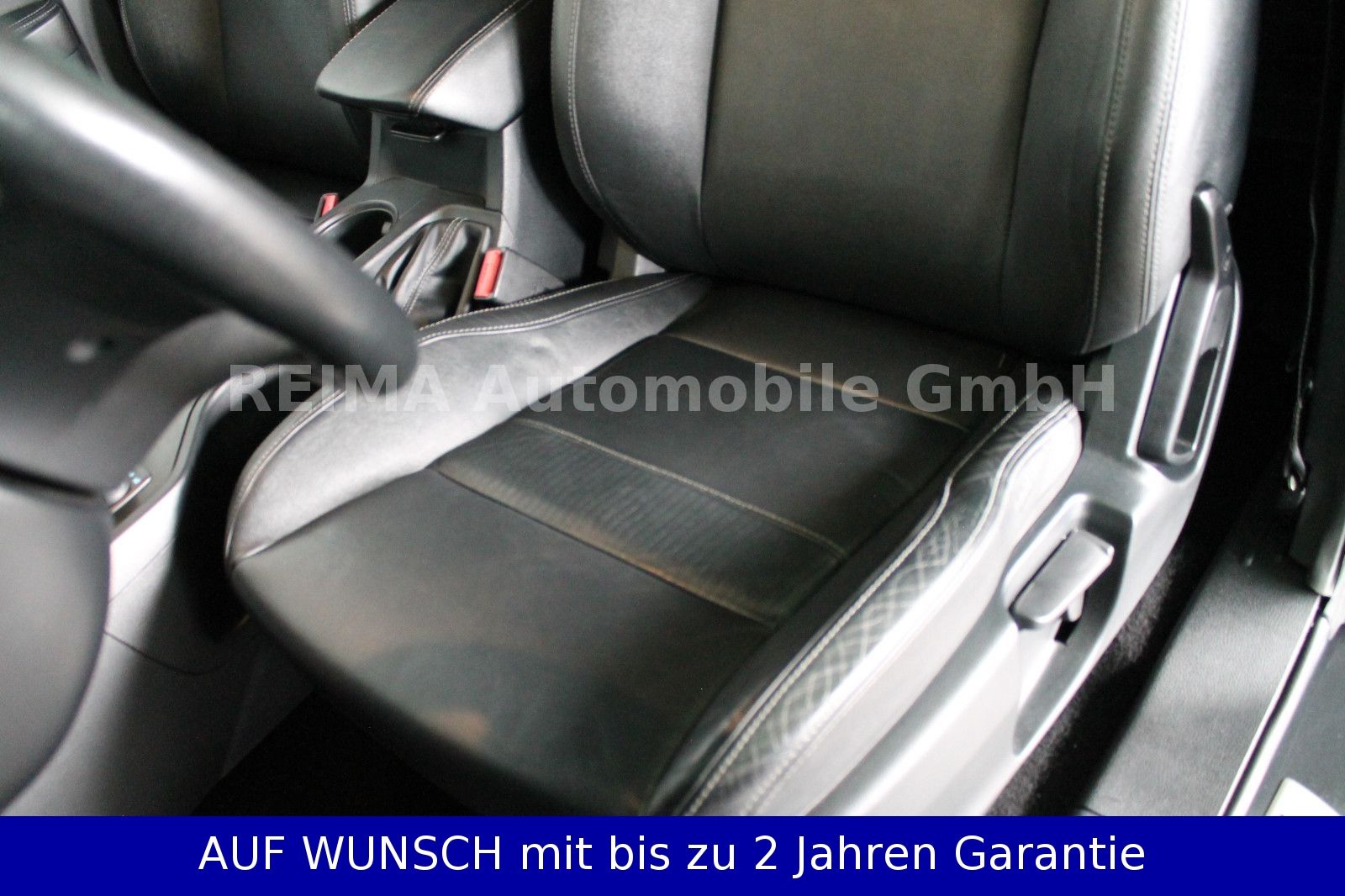 Fahrzeugabbildung Ford Ranger Limited Extrakabine 4x4, Trittbretter