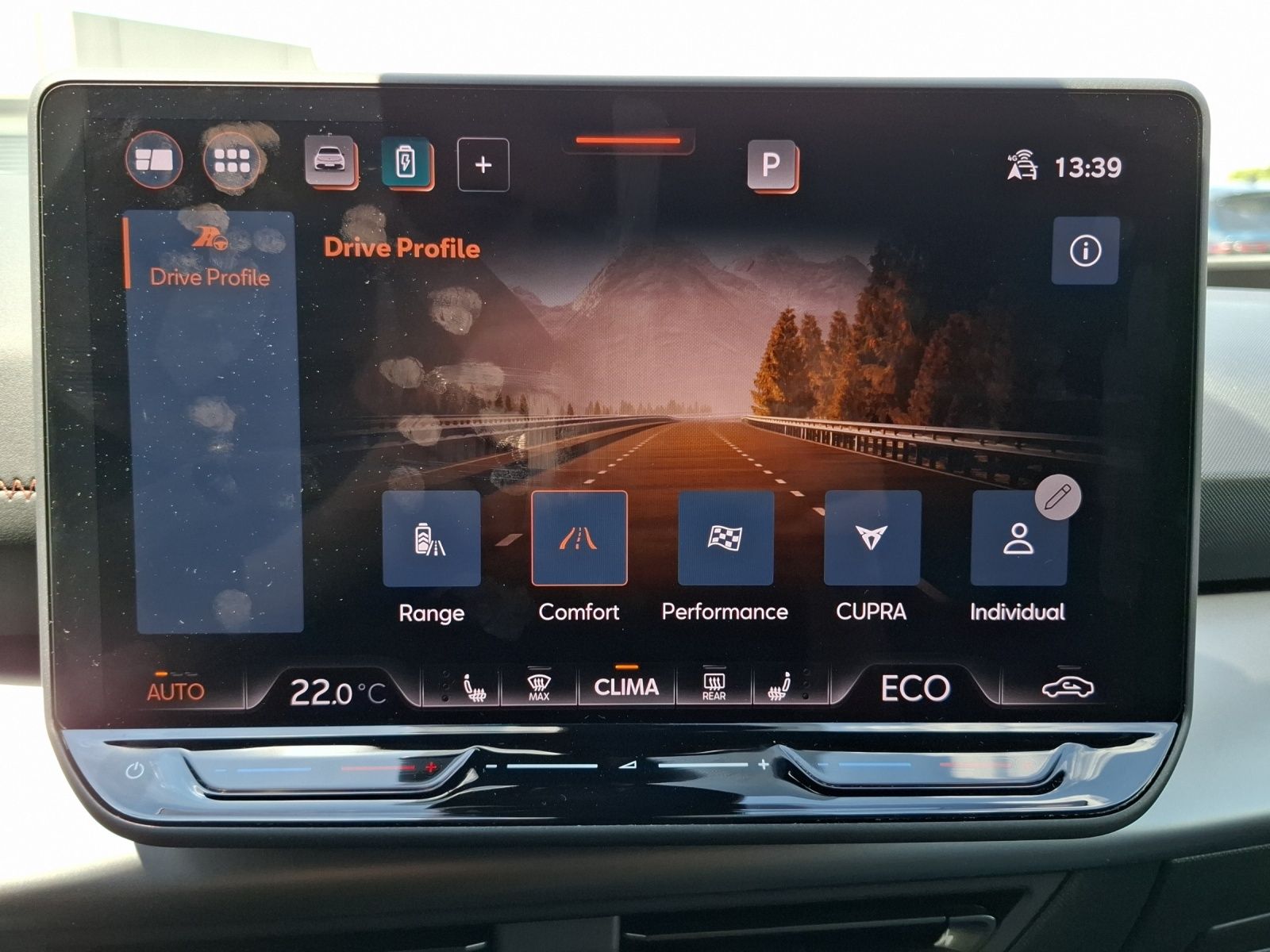 Fahrzeugabbildung CUPRA Born Edition Dynamic LED Navi ACC SHZ RFK 19"