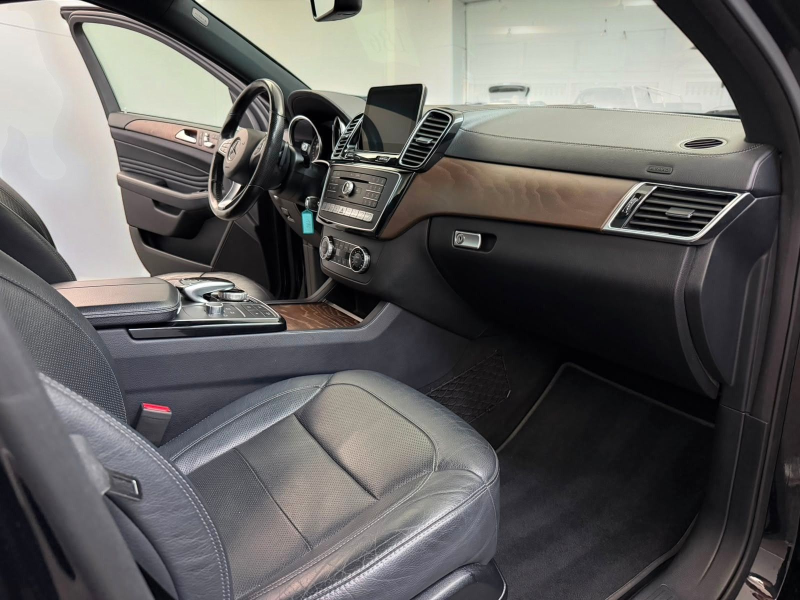 Mercedes-Benz GLE 400 Coupe AMG Line AIRM*H&K*MEMO*360*SITZKLI foto 22