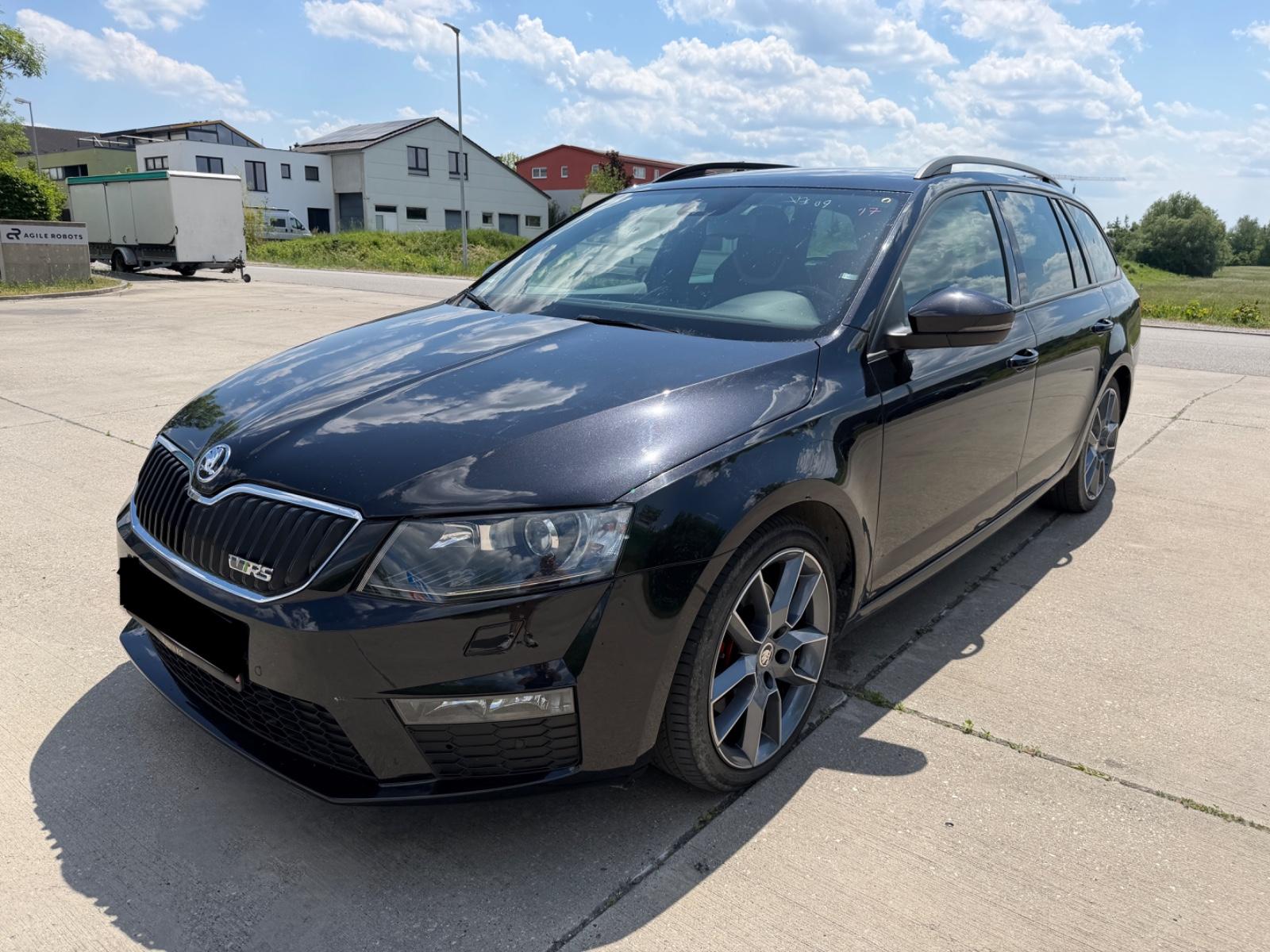 Skoda Octavia Combi RS 4x4-Automatik-BiXenon-TÜV07/27