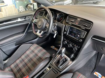 Volkswagen Golf VII Lim. GTI Performance BMT *ACC*BI-XENON*