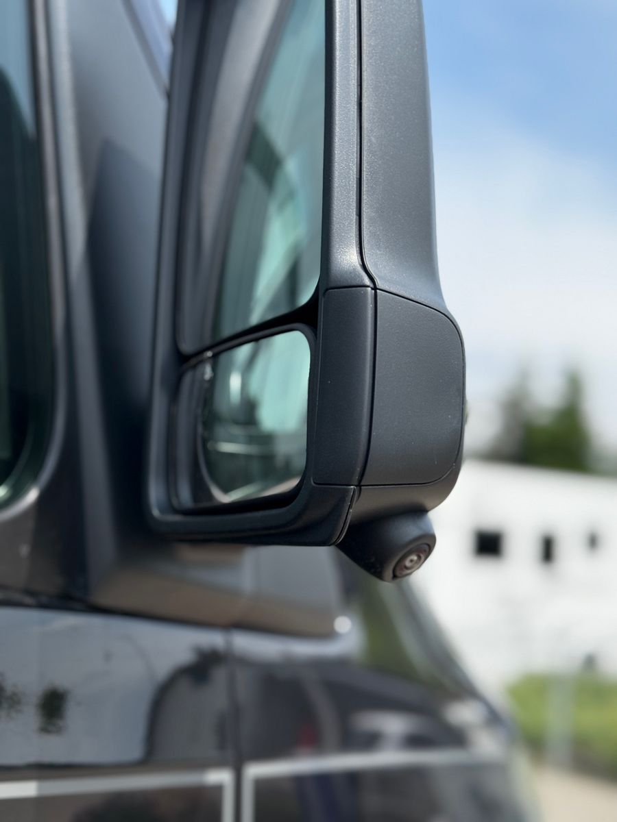 Fahrzeugabbildung HYMER / ERIBA / HYMERCAR Grand Canyon S - MB 600 - 4x4 - 19.986€ Sparen!