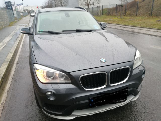 BMW X1 sDrive18d xLine, Automatik, Leder, Klima etc